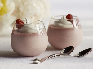 from Driscoll's http://www.driscolls.com/recipes/view/10274/Raspberry-Pot-de-Cr-me