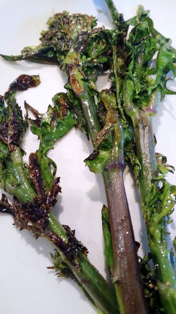 kalsparagus greens kale